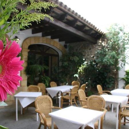 Hostal Torre De Guzman Conil De La Frontera Luaran gambar