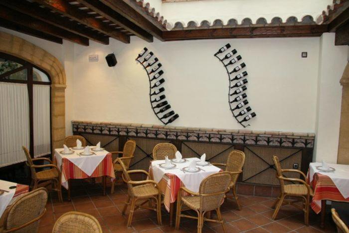 Hostal Torre De Guzman Conil De La Frontera Luaran gambar