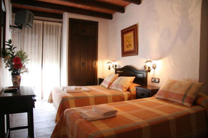 Hostal Torre De Guzman Conil De La Frontera Bilik gambar
